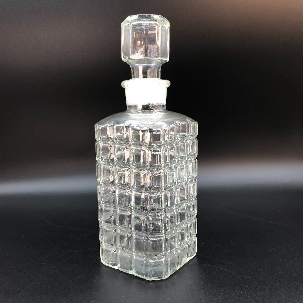 Clear Glass Liquor Decanter Mid Century Tartan Optic Square Bottle Bar Accent